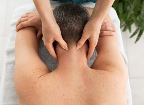 Masaje deportivo en Valencia-cuello