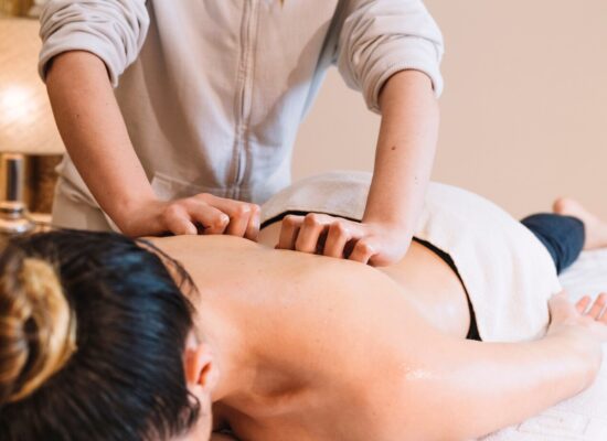 masaje relajante en Valencia-manos