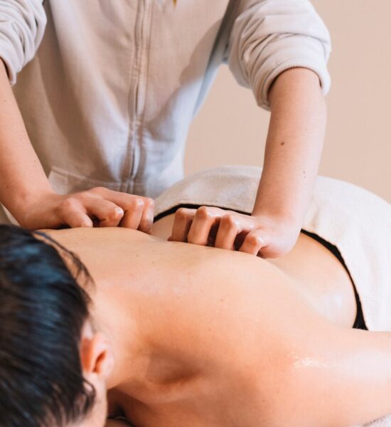 masaje relajante en Valencia-manos